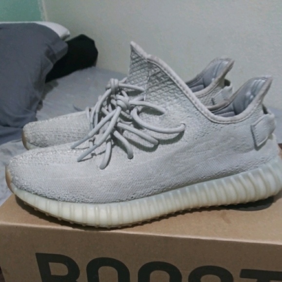 sesame yeezy champs